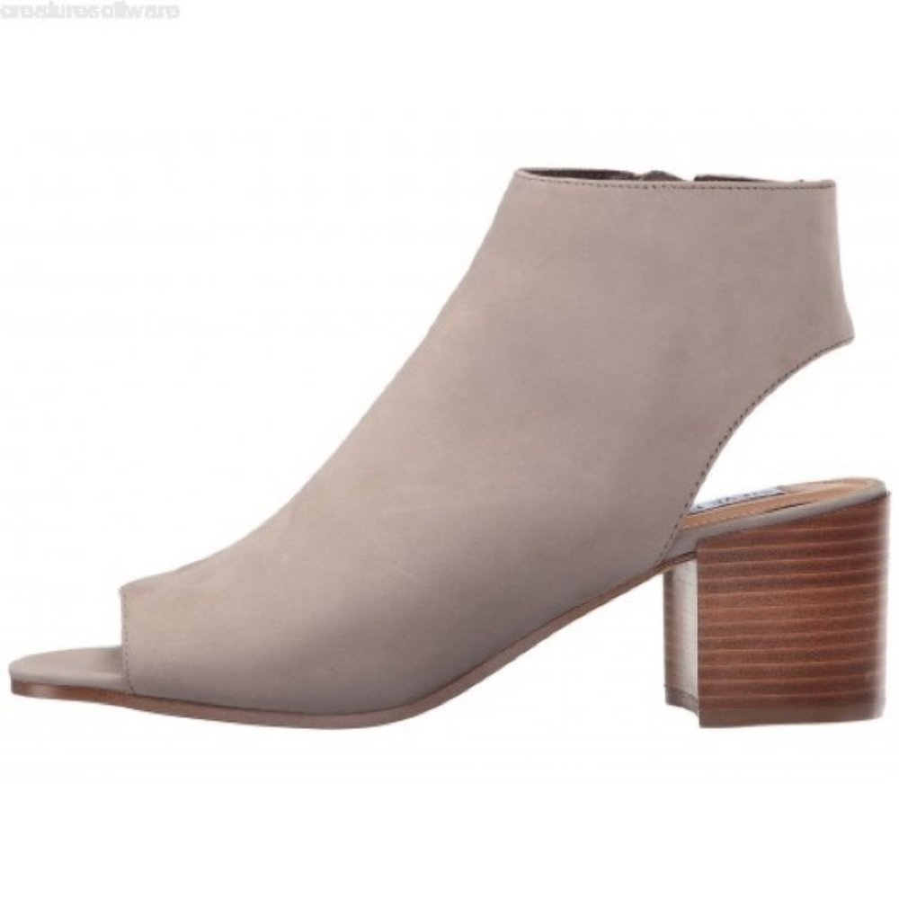 ⭐️3/$25 Steve Madden Rico Open Toe Bootie